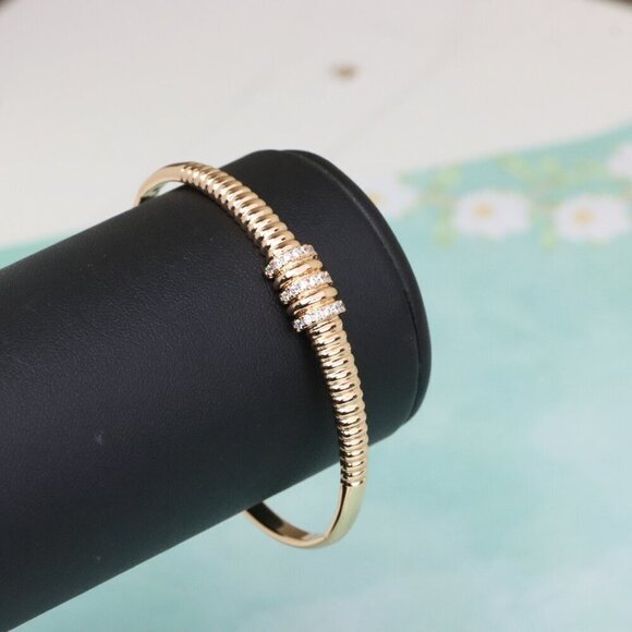 Chic Rose Gold Bangle with Textured Bead Design, XPBL0564 - Picture 5 of 12